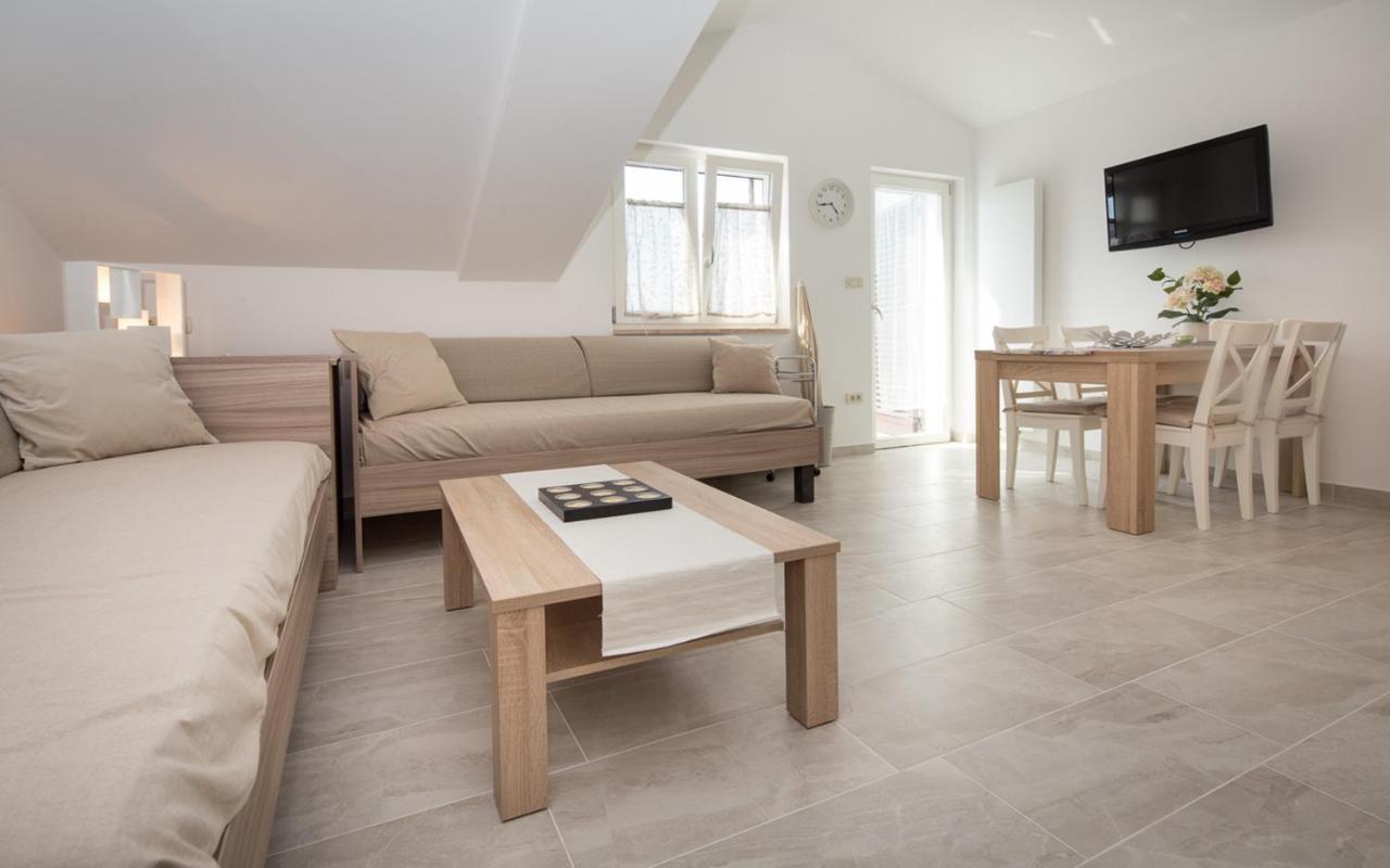 Apartments Maller Rovinj Exterior photo